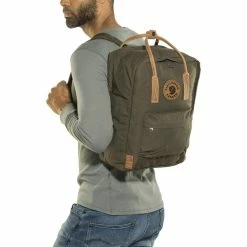 Fjällräven Fjällräven Kånken No.2 Laptop 15" Backpack Dark Olive -Laptop backpacks Shop fjaellraeven kanken no2 laptop 15 reppu dark olive 5